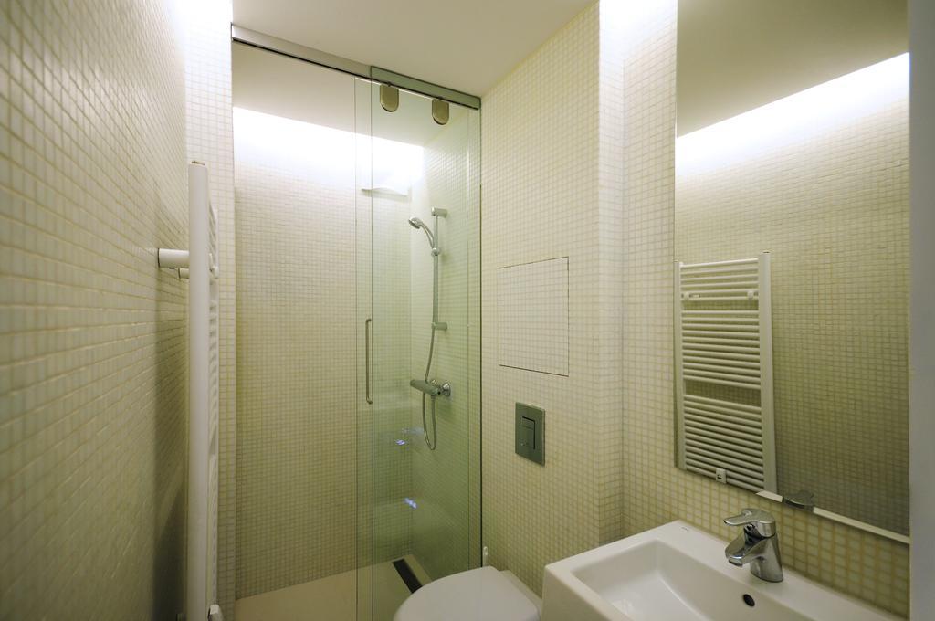 Design Apartment In Park Sofia Bagian luar foto